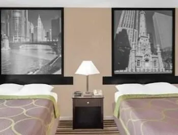 Super 8 By Wyndham Morton Grove/chicago Hotel 2*