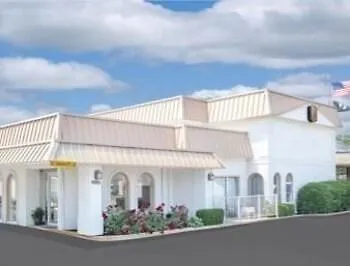 Hotel Super 8 By Wyndham Morton Grove/chicago 2*